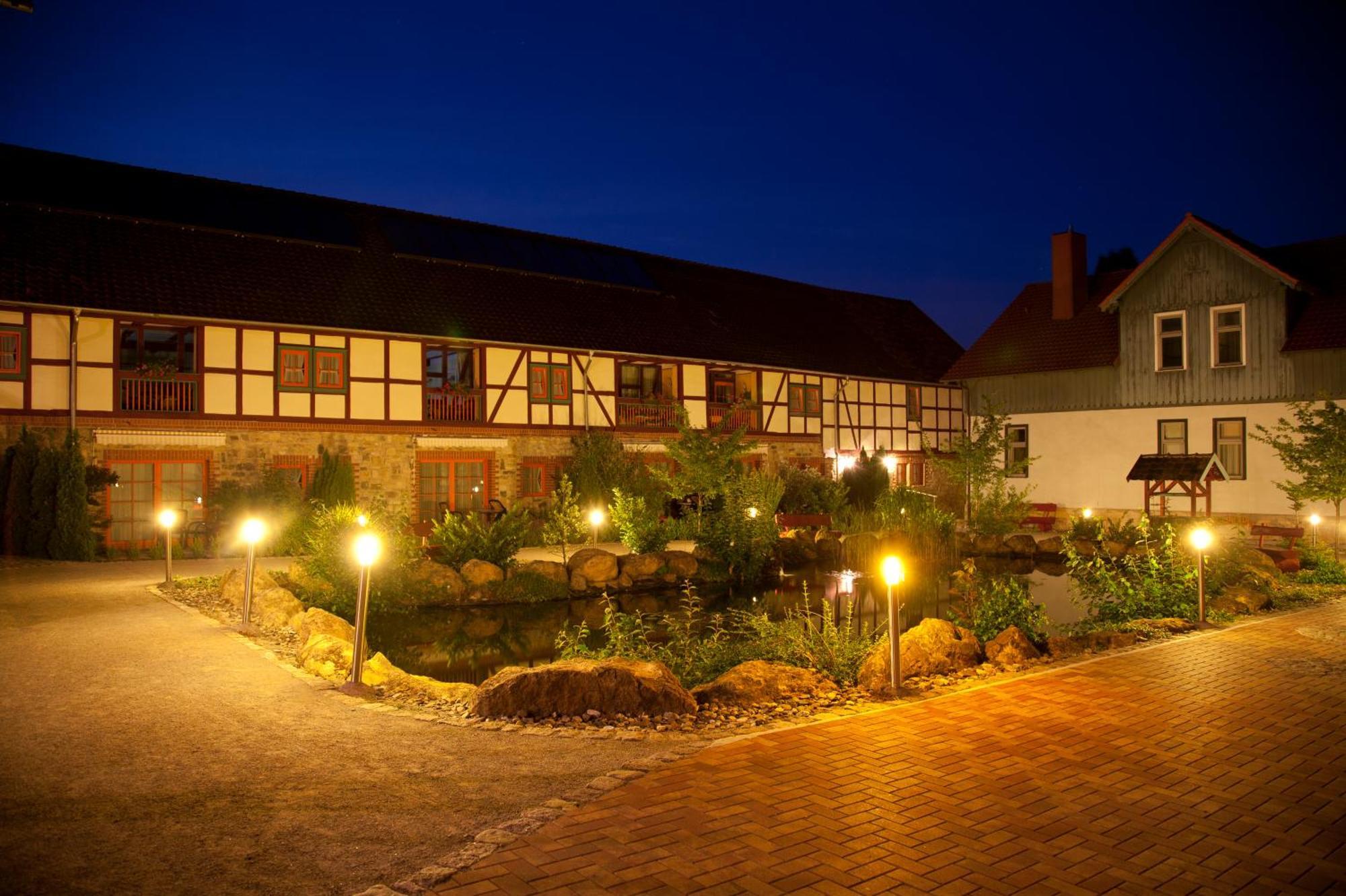 Hotel Gut Voigtlaender Blankenburg  Exterior photo